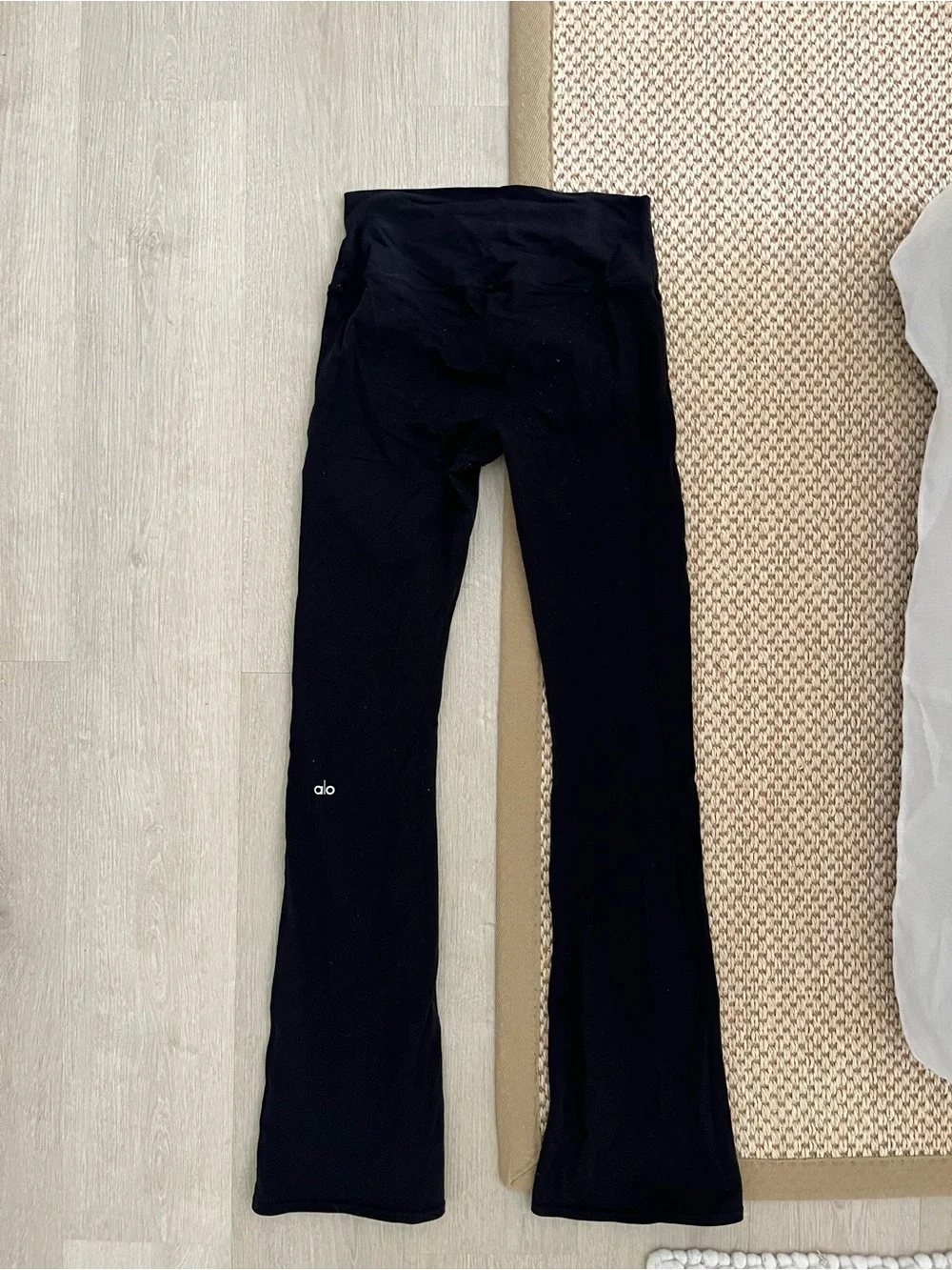 Alo Black Bootcut Yoga Pants